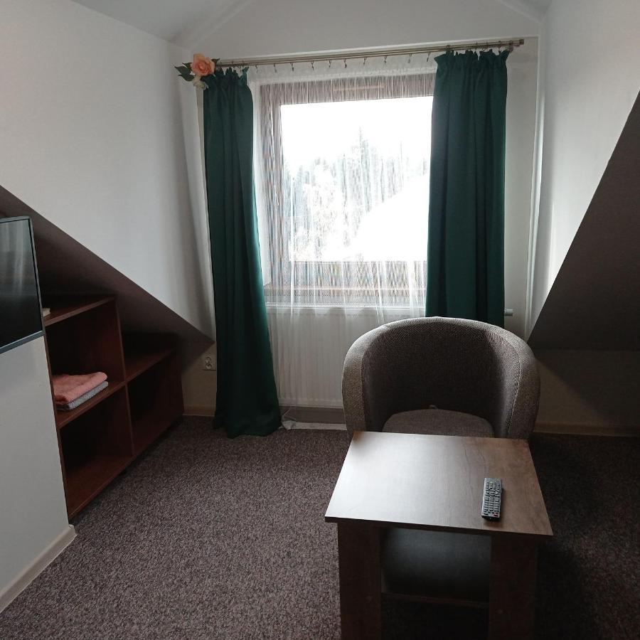Osrodek Wczasowy "Wczasy Pod Grusza" Hotel Biecz Bagian luar foto